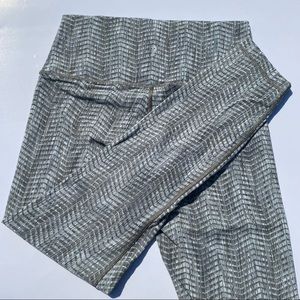 grey wunder under leggings